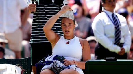Aryna Sabalenka, fainting fans, and a fall at a familiar hurdle