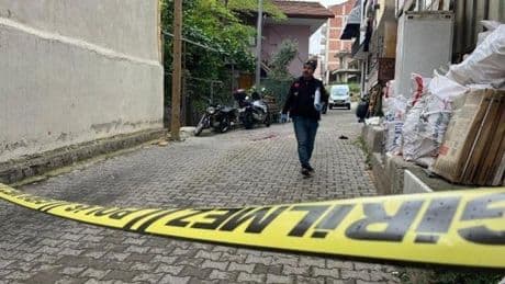 Miras kavgası kanlı bitti! Ağabeyi av tüfeğiyle sokak ortasında öldürdü