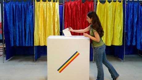 El europeísta Nicusor Dan gana las elecciones presidenciales de Rumanía
