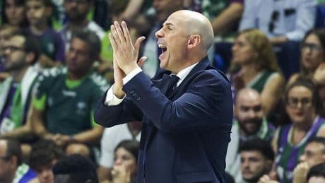Peñarroya: "Se nos escapó un partido que si juegas cien veces, pierdes uno"