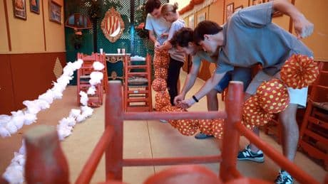 El apagón retrasa de nuevo el montaje de las casetas en la Feria de Sevilla: "Este año solo falta que nos caiga un rayo"
