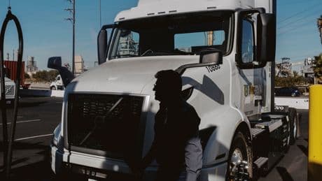 Truck Companies Sour on California’s Strict Clean Air Rules
