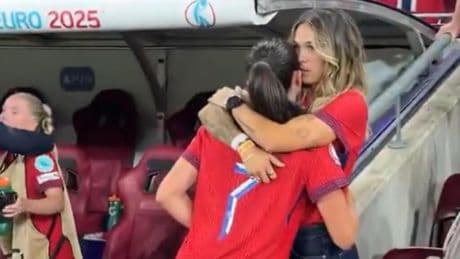 Mapi León da la espalda a España en la Eurocopa y anima a Noruega por amor: "Apoyando a mi chica"