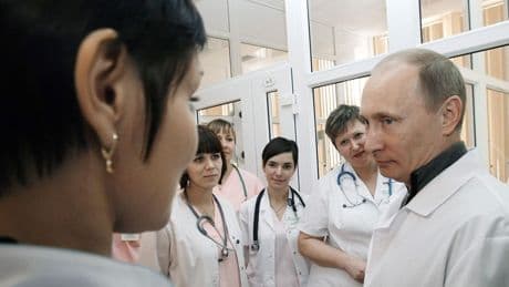 Putin mikrofona yakalandı. 150 yıl yaşamanın sırrını mı biliyor?