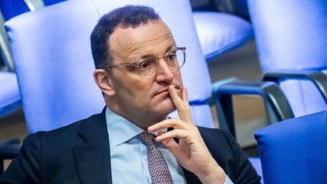 Jens Spahns Alleingänge in der Pandemie: Milliardenschlamassel mit Masken