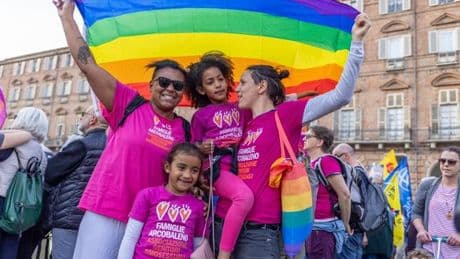 Victoire pour la reconnaissance des enfants de couples lesbiens en Italie