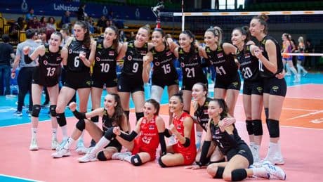 Filenin Sultanları, Hollanda'yı 3-0'la geçti