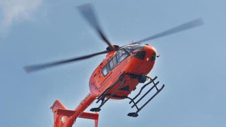 Unfall im Kreis Borken: Mann bei Abschlepparbeiten auf B67 lebensgefährlich verletzt