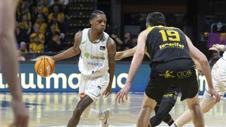 78-91: El Unicaja se lleva el triunfo en el Santiago Martín
