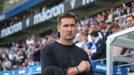 Nach 1:2 in Karlsruhe - Klose bekommt Jobgarantie!