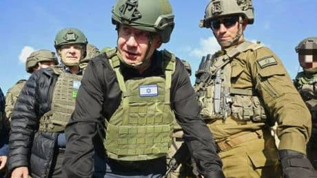 "Vi faremo a pezzi, liberate gli ostaggi". Netanyahu minaccia Hamas