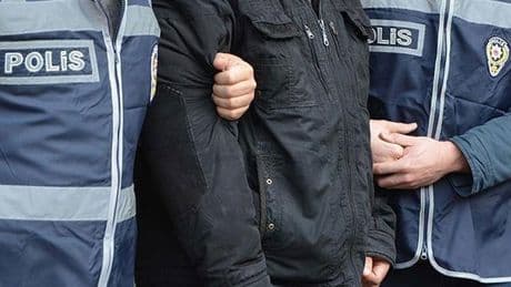 4 ilde 6 ayrı organize suç örgütüne yönelik operasyonlarda 43 şüpheli tutuklandı
