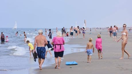 Regen- en onweersbuien maken plaats: opnieuw tropische dag, in weekend koeler