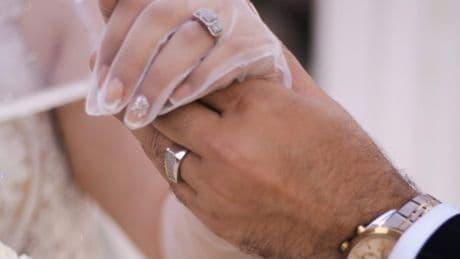 Iraanse vrouw eist bij Nederlandse rechter met succes bruidsgave op, man moet twee ton aan gouden munten betalen