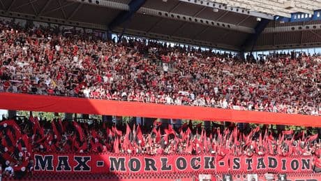 Irre Aktion von „toolcraft“ - Club-Sponsor holt über 500 Fans ins Stadion