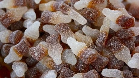 Paesi Bassi, tracce di cannabis nelle caramelle Haribo: ritirate. Bambini e adulti si erano sentiti male