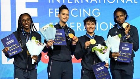 Escrime : les Bleues sacrées championnes du monde par équipe
