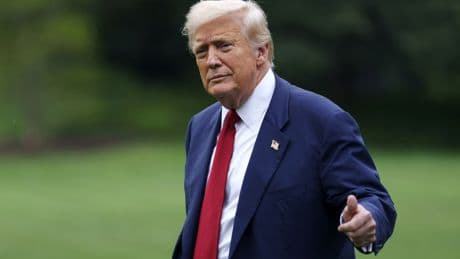Trump rehace la Administración para apuntalar su relato económico
