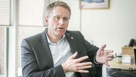 Social-Media-Bann: Ministerpräsident Daniel Günther fordert Verbot von Tiktok für unter 16-Jährige