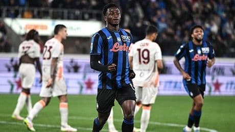 Atalanta, Roma'nın 19 maçlık serisine son verdi! Zeki Çelik...