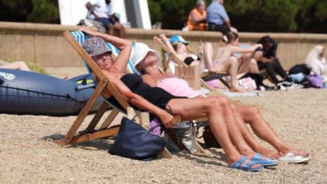 Amber heat health alert in force as temperatures could hit 30C today