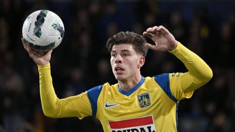 Jordan Bos op weg naar Feyenoord: Westerlo vangt vijf miljoen euro voor linksback