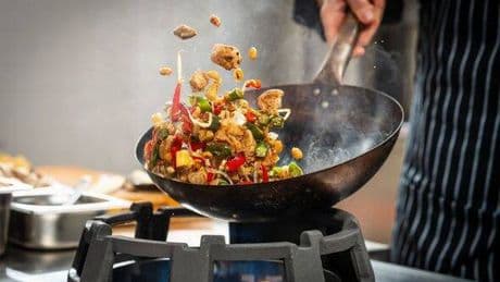 Two-ingredient hack will make your chicken dinner taste like a Chinese takeaway