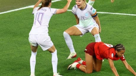 Auftakt der Fußball-EM: Die Nati überzeugt und verliert