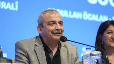Sırrı Süreyya Önder'in hayatını kaybetmesi sonrası Zafer Partisi'nden çirkin paylaşımlar