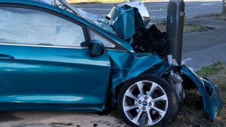 Schaden am Auto: Sollte man die Versicherung wechseln?