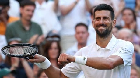 <p>Cobolli fa sognare, ma Wimbledon &egrave; terra di Djokovic: il serbo in semifinale con Sinner</p>