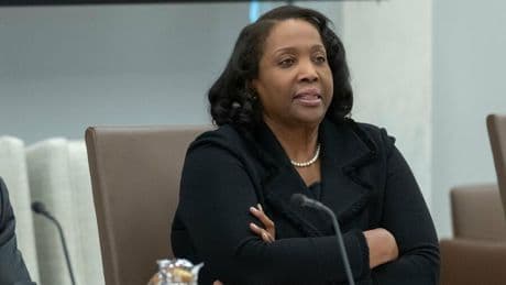 Federal Reserve: Lisa Cook klagt gegen Donald Trump – Fed-Machtkampf landet vor Gericht
