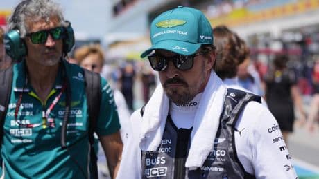 Fernando Alonso no se lo cree: la esperpéntica decisión de la FIA con las sanciones en el GP de Canadá