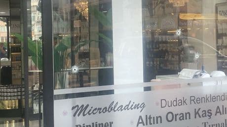 Bakırköy'de güzellik merkezine silahlı saldırı
