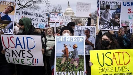 Relancer l'aide internationale au développement, un défi complexe au sommet de Séville