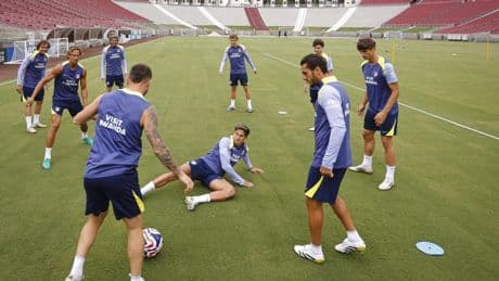 Giménez confirma el peor presagio; Lenglet, listo para volver al once