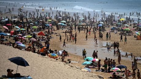 Tourisme : un été 2025 sous le signe du soleil et de la gestion du budget