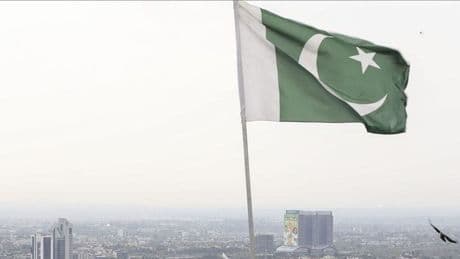 Pakistan'da bombalı saldırı: 2 ölü, 11 yaralı