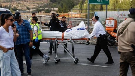 Un tiroteo en Jerusalén deja cinco muertos y 15 heridos
