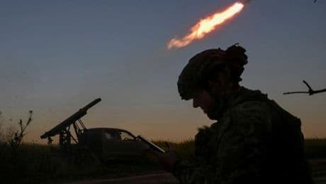 Russlands Angriffskrieg: Was bedeutet eine Aufhebung der Beschränkungen für Waffeneinsätze durch die Ukraine?