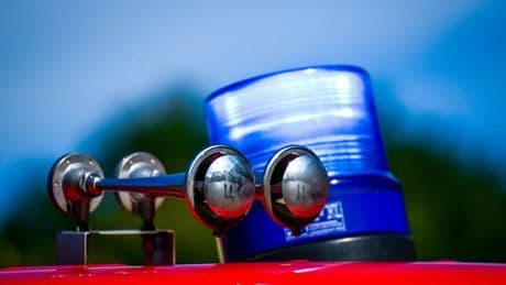 Brandursache unklar: Ein Toter bei Brand im Mehrfamilienhaus
