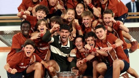 "Muchos amigos" y "algún relojito chulo" en la celebración de Alcaraz en París: "Mi prioridad es el disfrute, aunque haya gente que no piense como yo"