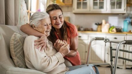 Pflegefall in der Familie: Wichtige Fragen und Antworten | Ein Leitfaden