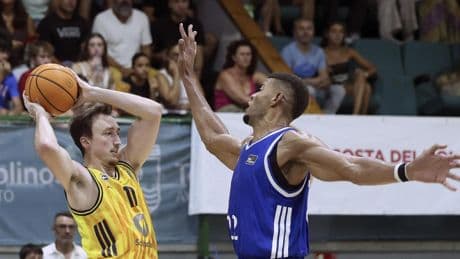 90-65: El Real Madrid arrasa al Alba en su primer test