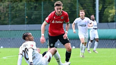 Neuzugang mit RB-Ausbildung - Hansa Rostock holt diesen Abwehr-Riesen