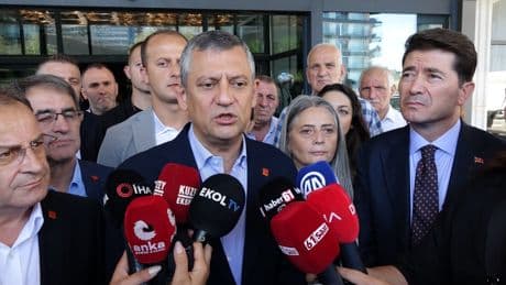 Özgür Özel: Millet ne derse o olur, onlar seçildi ama biz yönetelim demedik