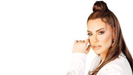 Şarkıcı Lara, İran’da mahsur kaldı... Üzerimizden füzeler geçiyor