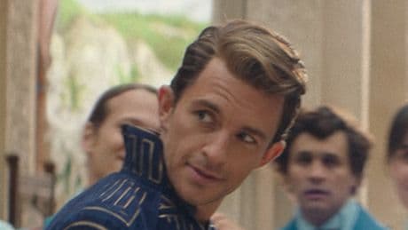 Jonathan Bailey reveals big way Wicked 2 differs from stage show