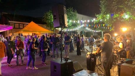 "C'est du temps, de l'argent, et beaucoup de travail": la lente extinction des fêtes de village
