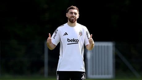 Orkun Kökçü Beşiktaş'ta ilk idmanına çıktı